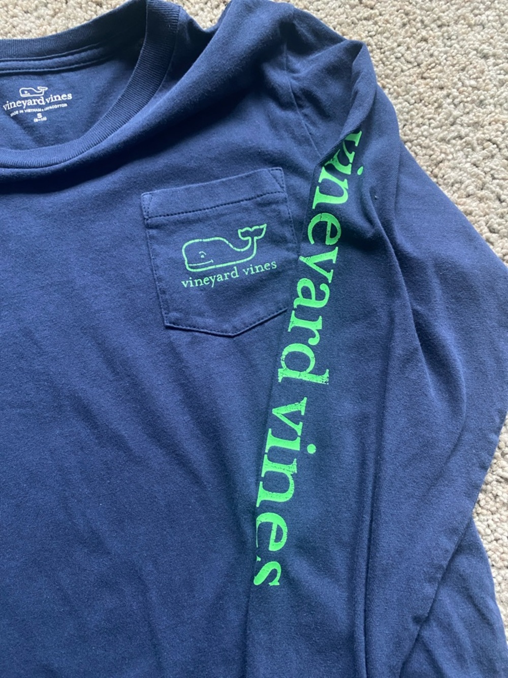 Vineyard Vines Navy Long-Sleeve Pocket Tee with Green Logo Sleeve small 8-10 - Picture 3 of 4